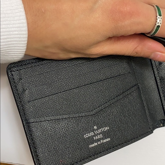 Louis Vuitton men’s wallet - Picture 2 of 4